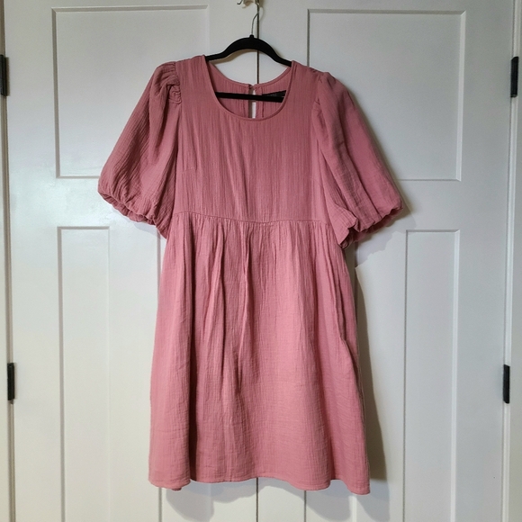Mikarose Dresses & Skirts - Mikarose Pink Dress w. Puffed sleeves NWOT